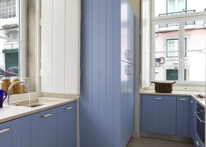 Residentas Apostolos *