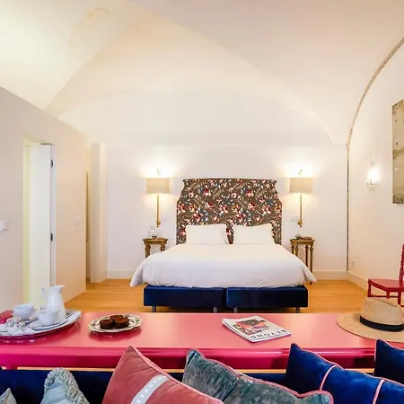 Residentas Apostolos リスボン